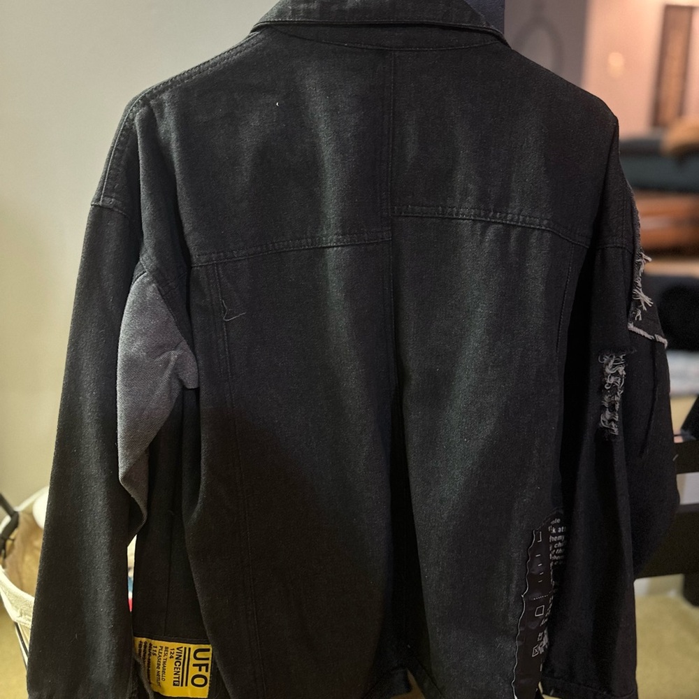 Women’s Graphic Patchwork Jacket - image 2